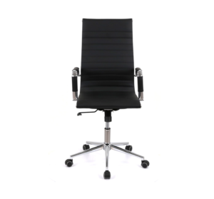 Кресло АКЛАС Кап PB Tilt (XY-8101) Черный (PU Black) - с момента своего появления стало хитом продаж благодаря своему легко узнаваемому минималистическому дизайну, необычайной комфортности и практичности. Эта стильная модель сочетает урбанистический внешний вид, правильную эргономику, высококачественные материалы и современные механизмы. Черная обивка и блестящий металл – беспроигрышная комбинация, которая уместно будет смотреться в любом современном интерьере. В классический интерьер с минимумом деревянных деталей кресло также подойдет благодаря тому, что оно довольно элегантное и изящное. Дизайн. Ненавязчивые горизонтальные линии на сиденье и спинки кресла – это, пожалуй, и все оформление данной модели, но этот минимализм делает ее незаметной. Скорее, напротив, благодаря этому кресло смотрится элегантно и идеально подходит к любому интерьеру. Декоративные полоски в данной модификации Кап выполнены не нитью, а фабричным прессованием. В отличие от обычной прошивки, при таком способе отделки материал не прокалывается, а прессуется, и это делает его более долговечным и износостойким в процессе эксплуатации. Классический цвет обивки прекрасно сочетается с металлическим каркасом и крестовиной кресла. Обивка. Обивка у этого кресла – это экокожа, современный материал высокого качества на хлопковой основе. Она достаточно крепкая, воздухопроницаемая, эластичная и приятная на ощупь. По своим качествам экокожа практически не уступает натуральной коже и имеет при этом привлекательную цену. Этот материал неприхотлив в уходе и отлично справляется с интенсивной нагрузкой в ​​условиях бешеного ритма современной офисной жизни. Механизмы. Механизм качания Tilt позволяет переключиться от работы в режим приятного релакса, не оставляя любимое кресло. Смещенная ось основания увеличивает амплитуду раскачки для еще большего комфорта. Данный механизм имеет индивидуальную настройку под пользовательский вес. Повернуть в рабочее положение кресло можно одним движением руки. Газлифт позволит отрегулировать высоту кресла так, чтобы вы устроились в нем с максимальным комфортом в соответствии с вашим ростом. Подлокотники. В данной модели оригинальные подлокотники из металлической трубы, крепящиеся к основной раме сбоку болтовыми соединениями. Для большего удобства подлокотники оснащены съемными чехлами из материала обивки, которые уберегут ваши руки от контакта с холодным металлом. Высота подлокотников подобрана таким образом, чтобы в нижнем положении сиденья кресло можно было задвинуть под рабочий стол и освободить его пространство. Крестовина. Крестовина кресла Кап изготовлена ​​из металла и позволяет выдерживать нагрузку до 120 кг. Блестящее хромированное покрытие металла не только хорошее, но и очень прочное. Оно не боится интенсивной эксплуатации и не склонно к царапанию. Ролики обеспечат кресло необходимую мобильность. При выборе роликов нужно учитывать напольное покрытие в помещении, где будет использоваться кресло. Для паркета или ламината лучше заменить пластиковые ролики на резиновые, потому что они тише ездят и не оставляют царапин на поверхности. Для данной модели отлично подходят ролики с хромированными накладками, которые по желанию можно заказать дополнительно. Вес, кг 17 Обивка Кожзаменитель Глубина, см 65 Высота, см 107-117 Ширина, см 59 Размер основания, см D-70 Материал каркаса Металл Материал подлокотников Металл, Кожзаменитель Материал основания Металл Материал колесиков Прорезиненные Функция качания Качание с фиксацией в 1 положении Механизм Тилт Регулировки Жесткость качания, Высота сиденья Максимальная нагрузка по весу, кг 120 Максимальний рост, см от 166 до 180 см Тип основания Крестовина с роликами3